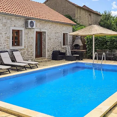 Tolles Zuhause In Lisane Tinjske Ferienhaus *