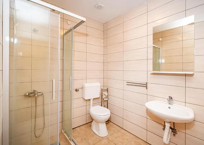 Four-bedroom In * Lisane Tinjske